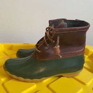 Sperry rain boots